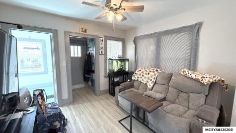 812 10th NE Mason City IA 50401