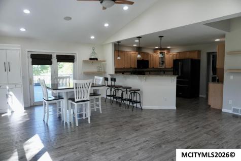 1611 Willow Place Clear Lake IA 50428