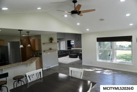 1611 Willow Place Clear Lake IA 50428