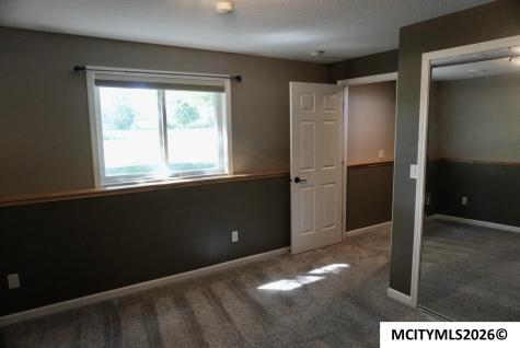 1611 Willow Place Clear Lake IA 50428