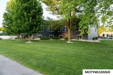 1611 Willow Place Clear Lake IA 50428
