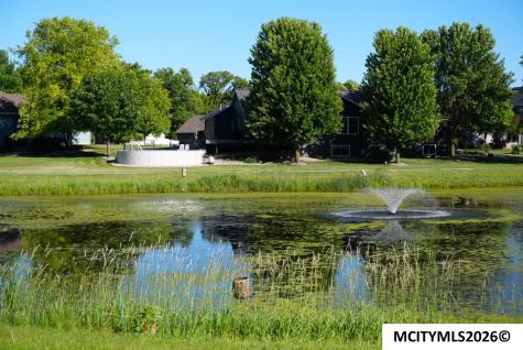1611 Willow Place Clear Lake IA 50428