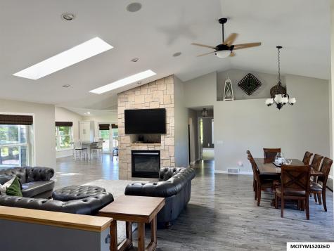1611 Willow Place Clear Lake IA 50428