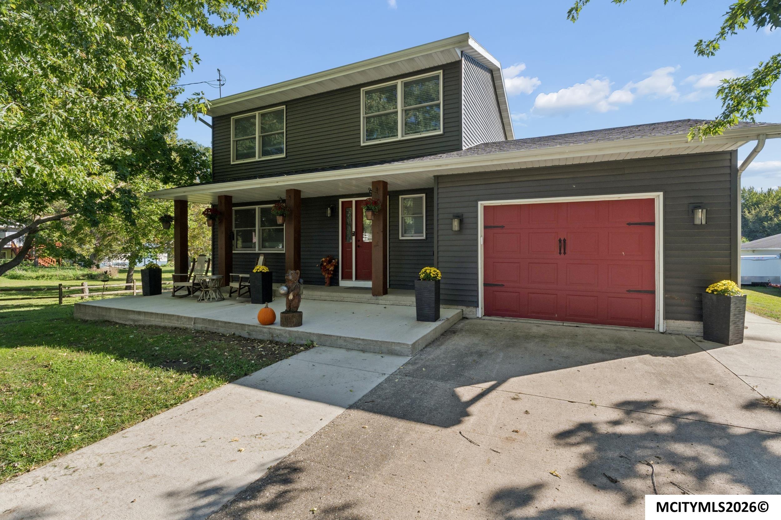 1403 Broad Street Plymouth IA 50464