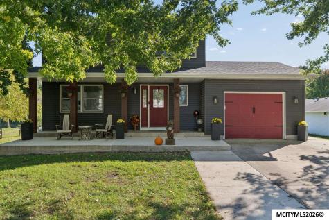1403 Broad Street Plymouth IA 50464