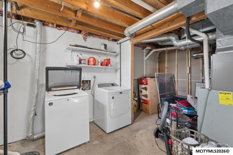 1403 Broad Street Plymouth IA 50464