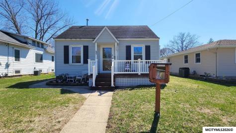 1029 1st NE Mason City IA 50401