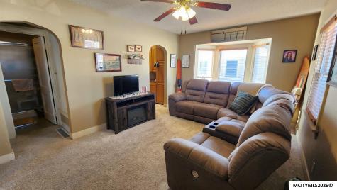 1029 1st NE Mason City IA 50401