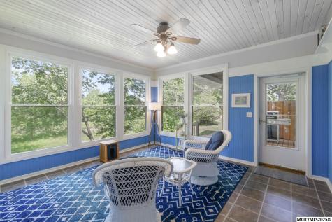 206 Brickyard Court Sheffield IA 50475