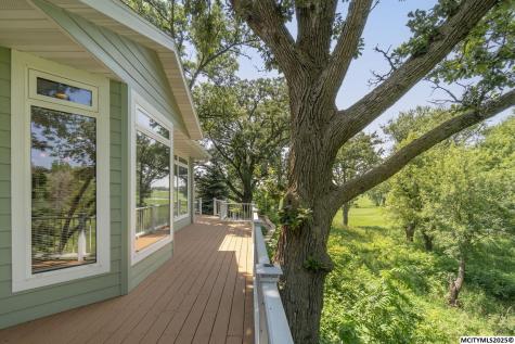 206 Brickyard Court Sheffield IA 50475