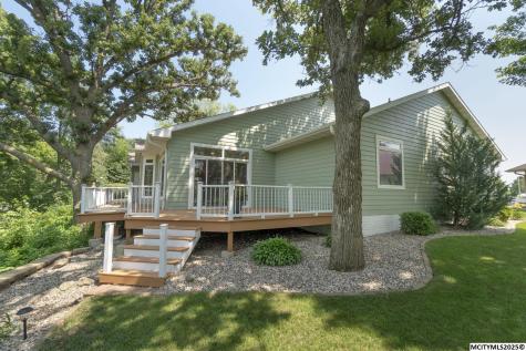 206 Brickyard Court Sheffield IA 50475