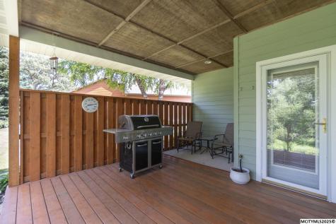 206 Brickyard Court Sheffield IA 50475