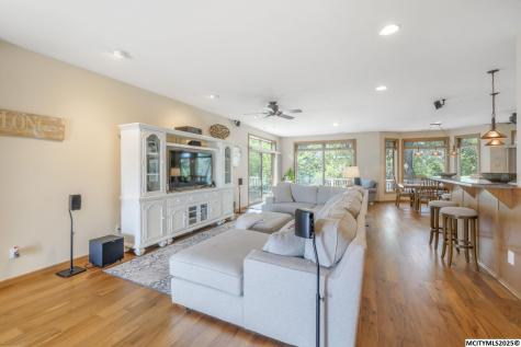 206 Brickyard Court Sheffield IA 50475