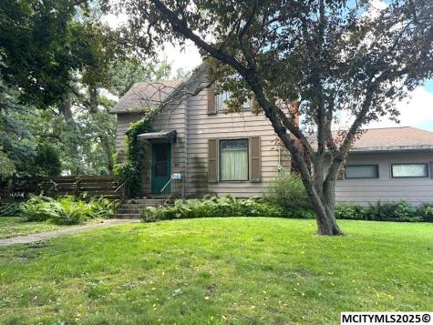 415 N Shore Drive Clear Lake IA 50428