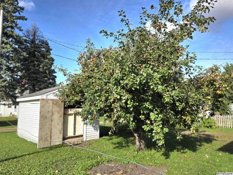 210 E Taft Street Manly IA 50456