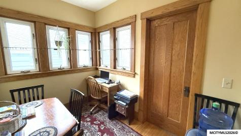 125 4th NW Mason City IA 50401