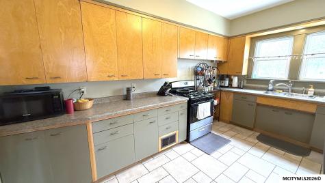125 4th NW Mason City IA 50401