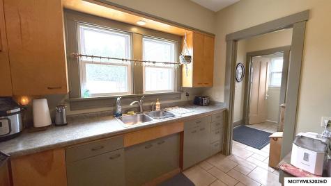 125 4th NW Mason City IA 50401