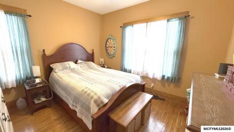 125 4th NW Mason City IA 50401