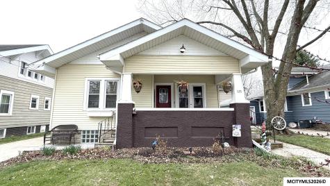 125 4th NW Mason City IA 50401