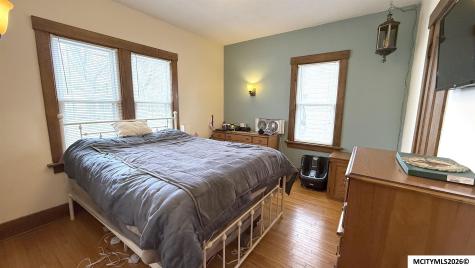 125 4th NW Mason City IA 50401