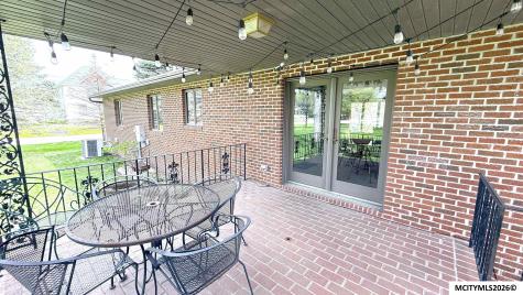 212 N 5th Street Thornton IA 50479