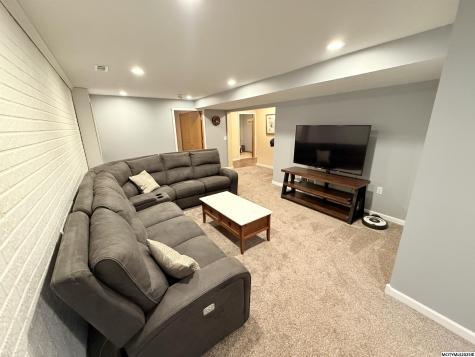 728 S Monroe Court Mason City IA 50401