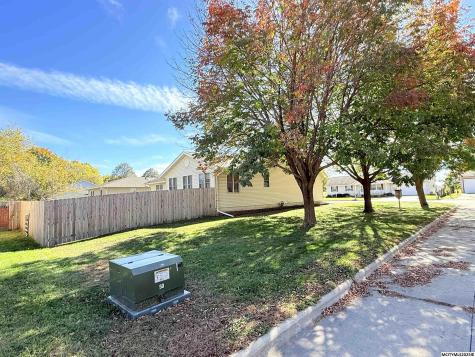 728 S Monroe Court Mason City IA 50401