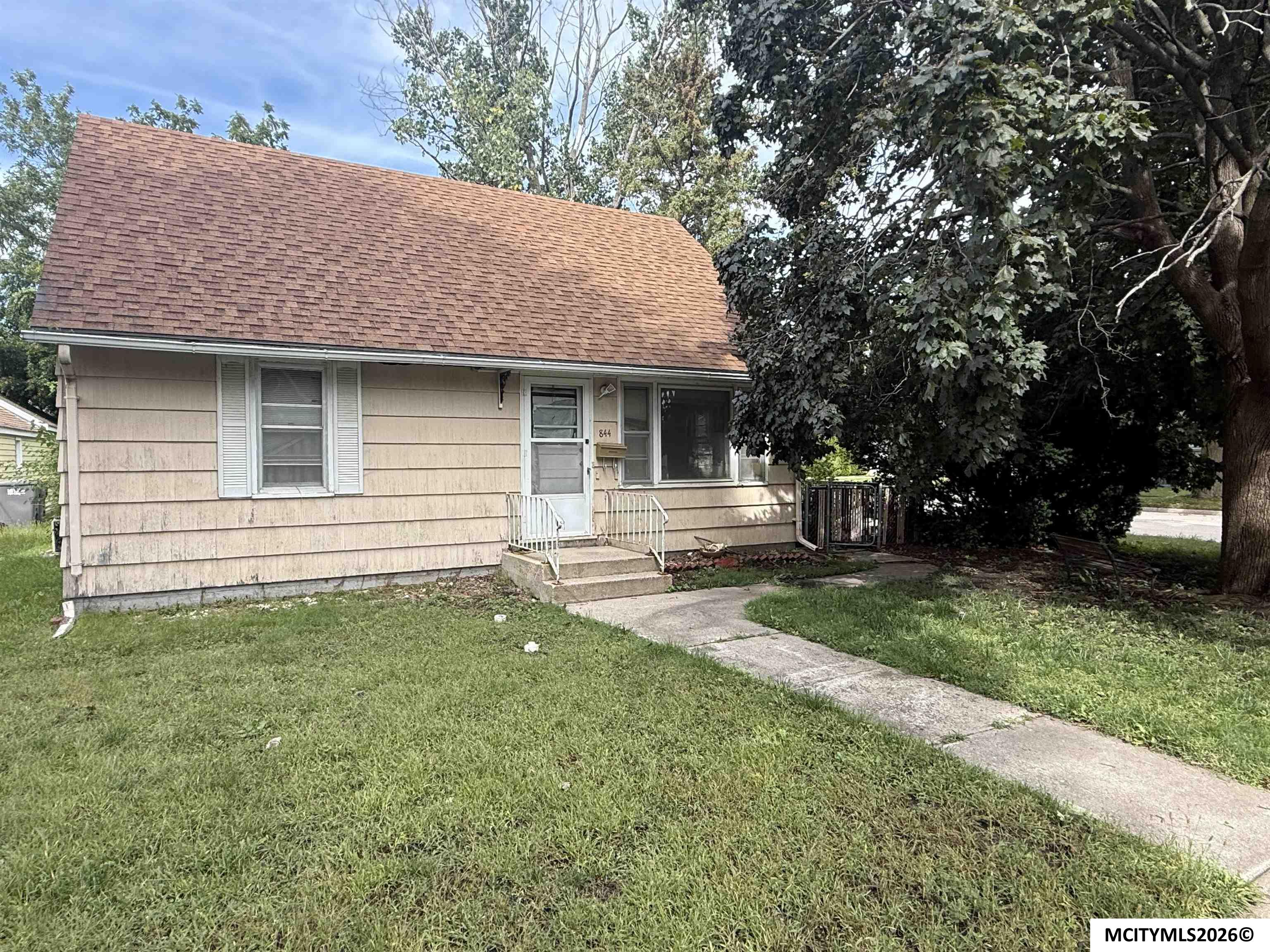 844 10th Street NE Mason City IA 50401