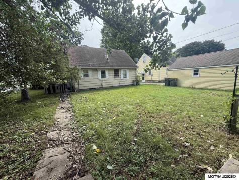 844 10th Street NE Mason City IA 50401