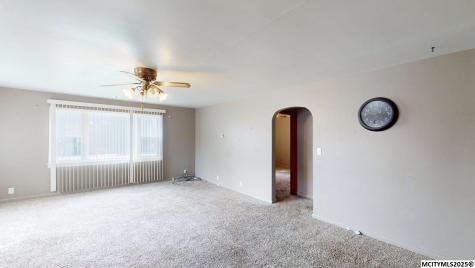 223 N 1st Greene IA 50636