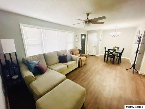622 S Indiana Mason City IA 50401