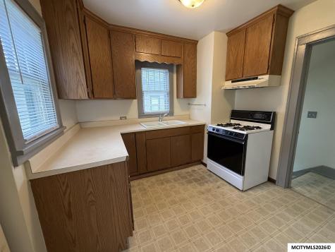 921 N Jackson Mason City IA 50401