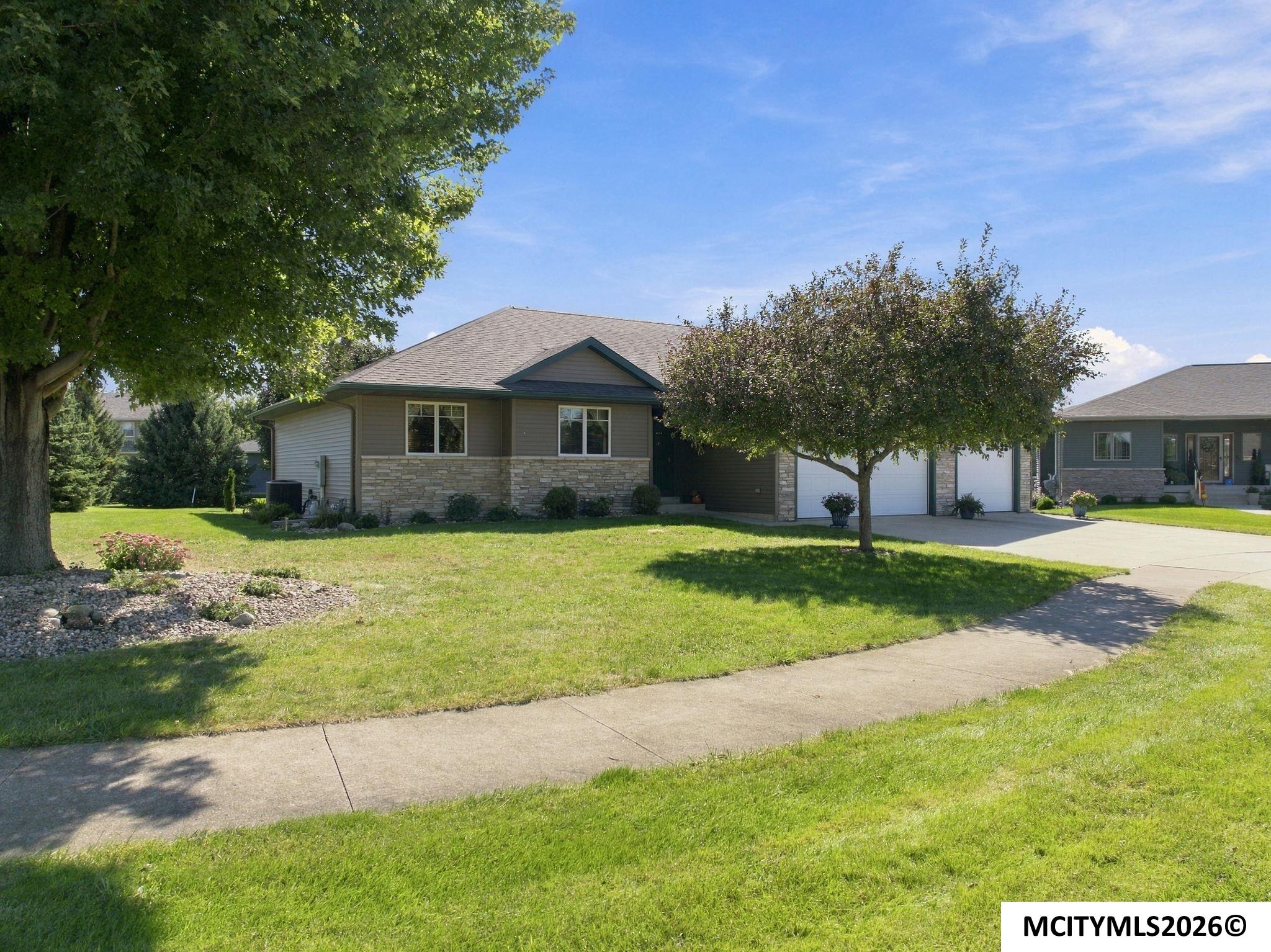 2923 Morning Star Court Mason City IA 50401
