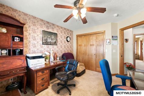 2923 Morning Star Court Mason City IA 50401