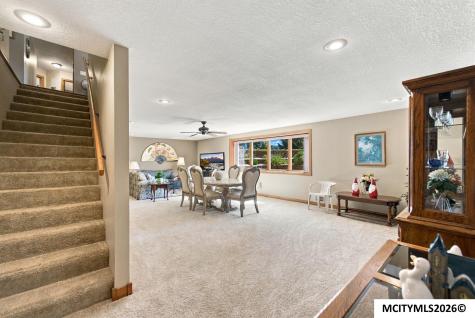 2923 Morning Star Court Mason City IA 50401