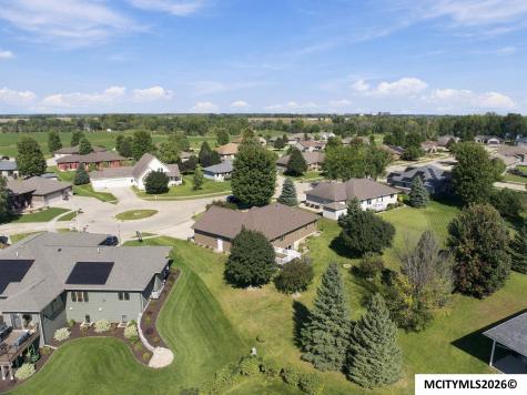 2923 Morning Star Court Mason City IA 50401