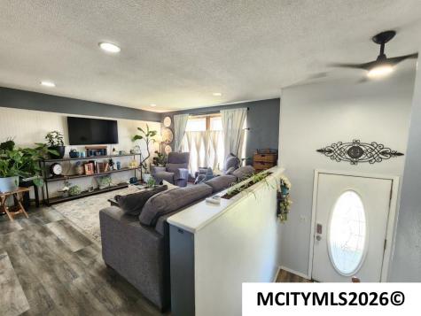 1026 N Polk Mason City IA 50401