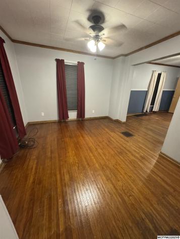 1523 N Quincy Mason City IA 50401