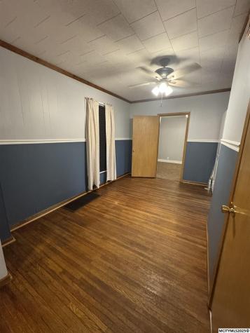 1523 N Quincy Mason City IA 50401