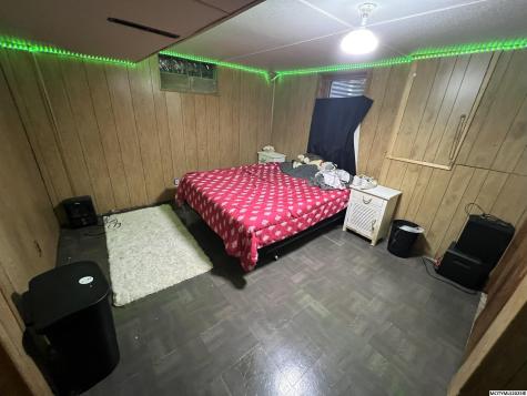 309 Danbury Drive Charles City IA 50616