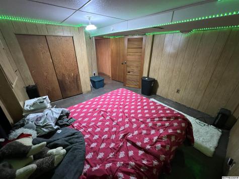 309 Danbury Drive Charles City IA 50616