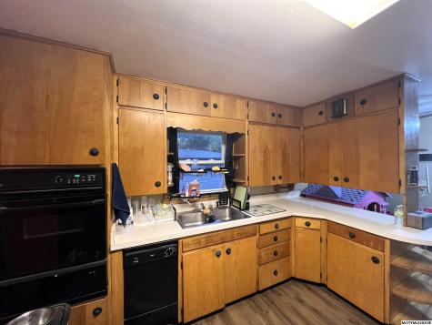 309 Danbury Drive Charles City IA 50616