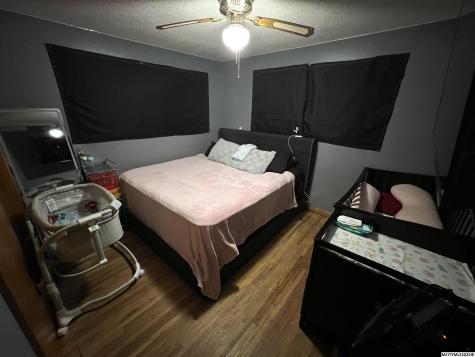 309 Danbury Drive Charles City IA 50616