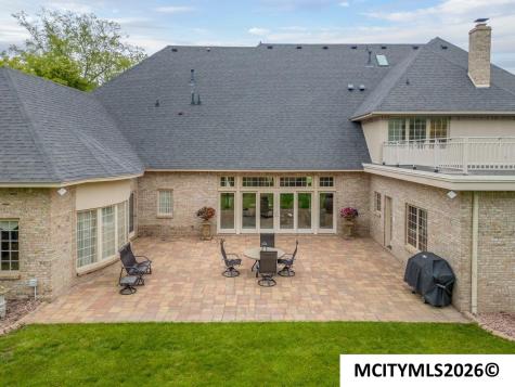 1881 12th NE Mason City IA 50401