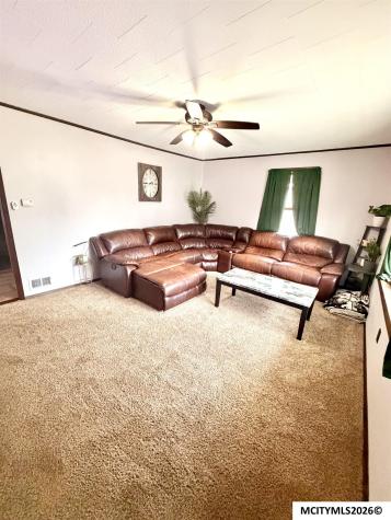 220 12th SE Mason City IA 50401