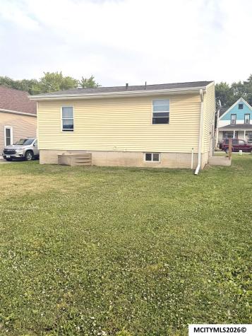220 12th SE Mason City IA 50401