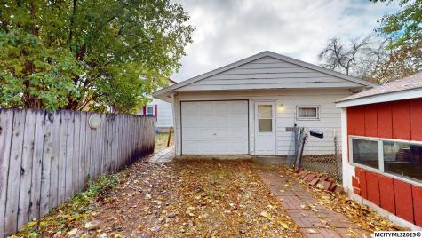 904 6th SW Mason City IA 50401