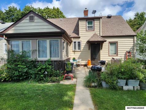 221 14th SE Mason City IA 50401