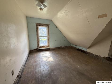120 15th NE Mason City IA 50401